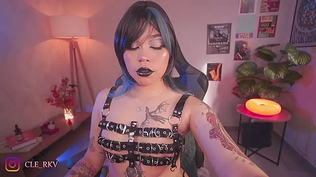 Snapshot of violette_clerk1_ chatting on 5, 6, 2026 violette clerk1 online show from 5, 6, 2026
