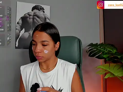 zara leee online show from 4, 3, 2026