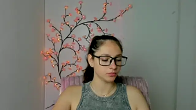 Snapshot of KissMeJulia chatting on 16, 6, 2026 KissMeJulia online show from 16, 6, 2026