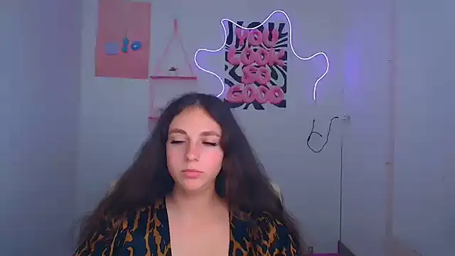 Snapshot of KissMeJulia chatting on 14, 7, 2026 KissMeJulia online show from 14, 7, 2026