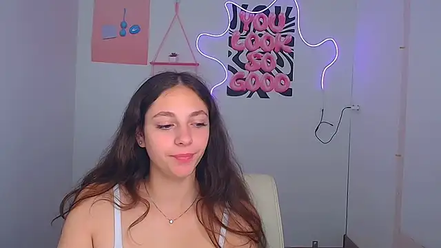 Snapshot of KissMeJulia chatting on 29, 7, 2026 KissMeJulia online show from 29, 7, 2026