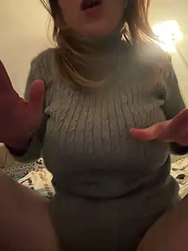 Frenchgirl45 online show from 8, 3, 2026