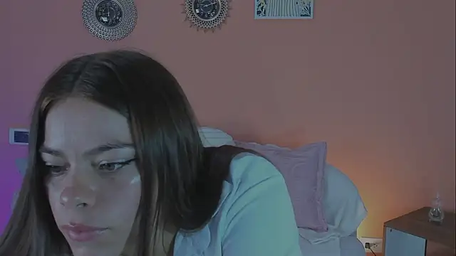 Luna velmont online show from 23, 2, 2026