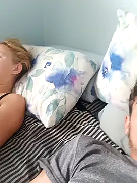 sneakylildevil online show from 23, 2, 2026