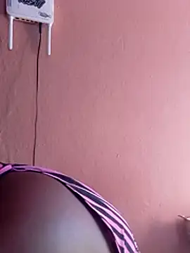 Snapshot of indianstrawberrylips4u chatting on 25, 2, 2026 indianstrawberrylips4u online show from 25, 2, 2026