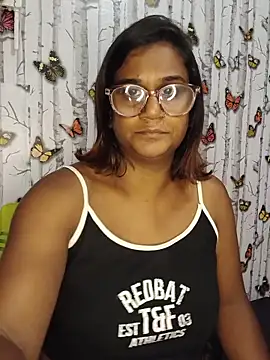 Snapshot of indianstrawberrylips4u chatting on 31, 5, 2026 indianstrawberrylips4u online show from 31, 5, 2026
