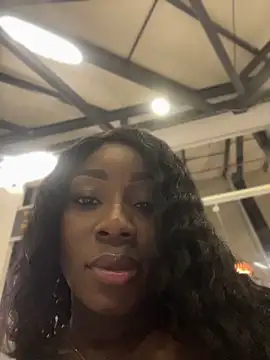 ZarahFerreira online show from 21, 4, 2026