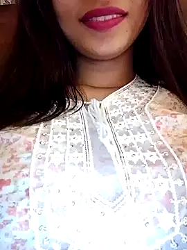 cute girl 29 online show from 22, 7, 2026