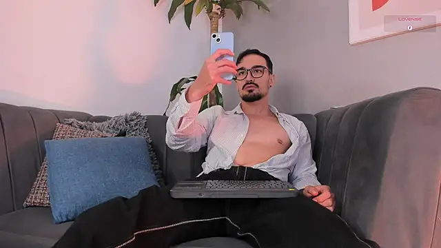 SavageCross1 online show from 24, 2, 2026