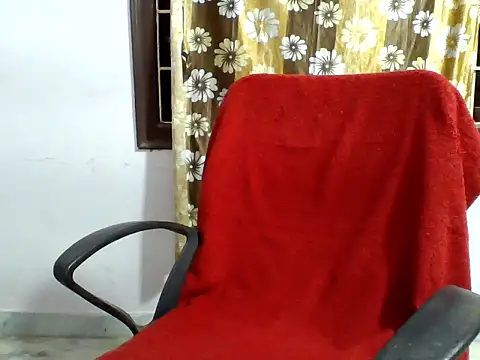 Snapshot of Angel_honeybear_143 chatting on 21, 6, 2026 Angel honeybear 143 online show from 21, 6, 2026