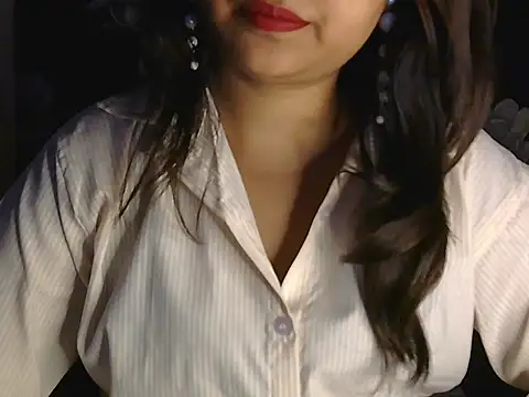 Snapshot of sassy_slut_69 chatting on 28, 5, 2026 sassy slut 69 online show from 28, 5, 2026