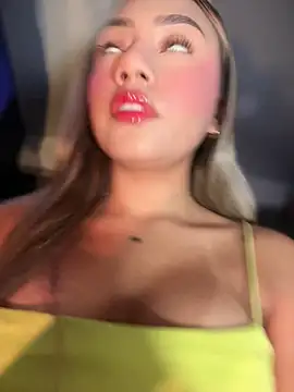 Dulce Sofi  online show from 13, 4, 2026