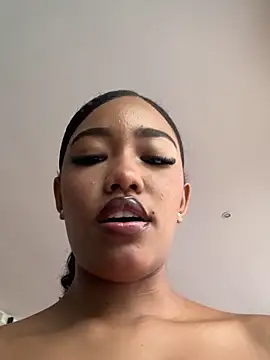 kali rousse online show from 14, 4, 2026