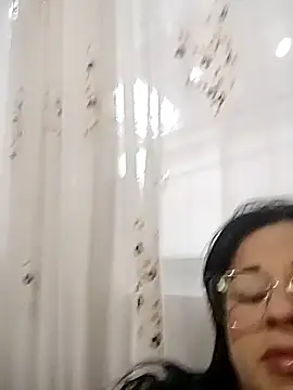 Snapshot of Nahommy_rd chatting on 4, 3, 2026 Nahommy rd online show from 4, 3, 2026