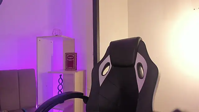 Snapshot of MelLove_ chatting on 26, 2, 2026 MelLove online show from 26, 2, 2026