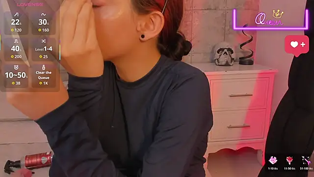 Snapshot of MelLove_ chatting on 3, 3, 2026 MelLove online show from 3, 3, 2026