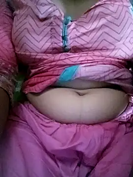 Snapshot of BreezySexyGirl69 chatting on 7, 5, 2026 BreezySexyGirl69 online show from 7, 5, 2026