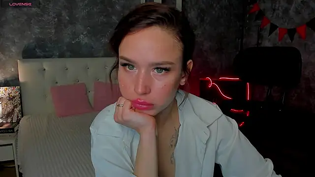 Snapshot of tina_xx_tina chatting on 27, 3, 2026 tina xx tina online show from 27, 3, 2026