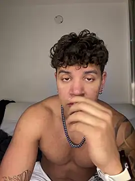 amenadiel fire online show from 19, 4, 2026