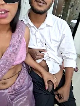 Snapshot of crazy_bebs chatting on 15, 3, 2026 crazy bebs online show from 15, 3, 2026