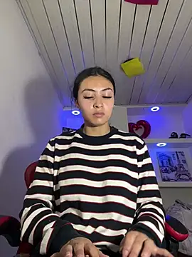 angell cooper8 online show from 17, 4, 2026