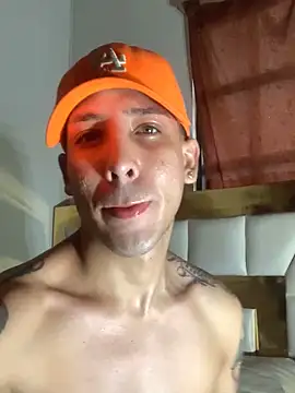 PapiLucca online show from 25, 5, 2026