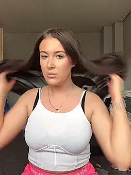 PinkVelvetx online show from 8, 4, 2026