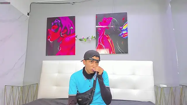 Snapshot of ahsly78Bryan chatting on 19, 6, 2026 ahsly78Bryan online show from 19, 6, 2026