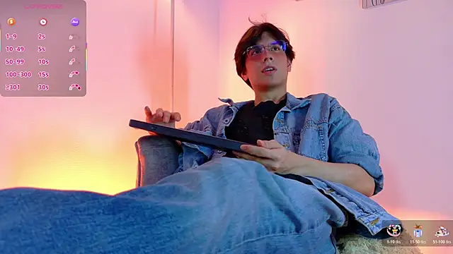 lui x dust online show from 16, 3, 2026