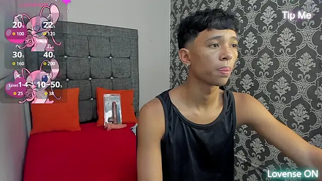 Snapshot of Little_Twink19x chatting on 31, 5, 2026 Little Twink19x online show from 31, 5, 2026