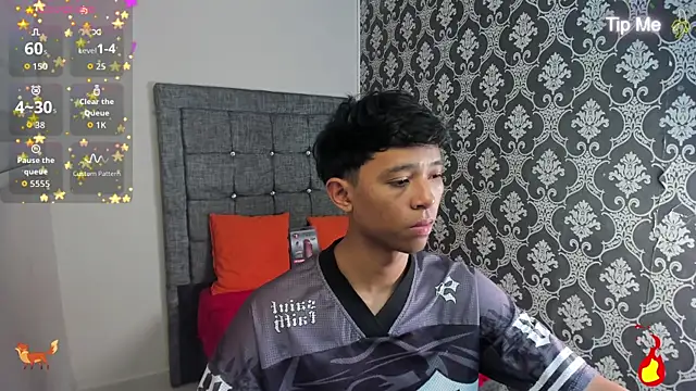 Little Twink19x online show from 17, 7, 2026