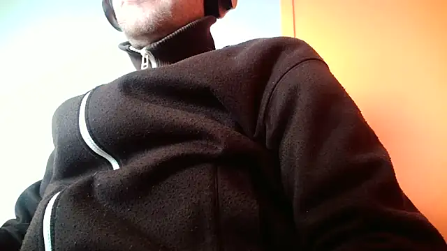 Snapshot of truble78 chatting on 14, 4, 2026 truble78 online show from 14, 4, 2026