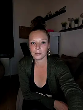 Snapshot of ZaramourXMrX chatting on 14, 5, 2026 ZaramourXMrX online show from 14, 5, 2026
