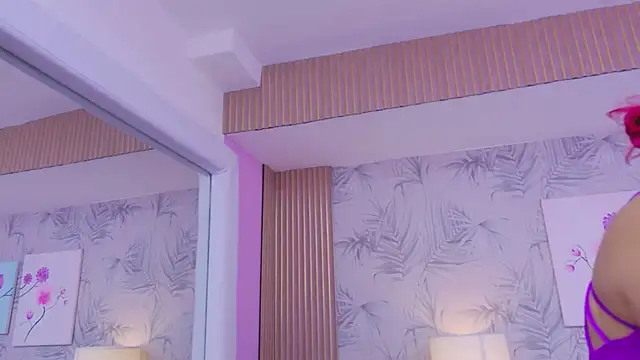 CherryTayloor online show from 14, 4, 2026