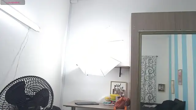 mia0207 online show from 25, 2, 2026