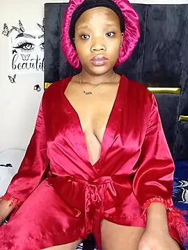 Snapshot of Divine_Beautyxx chatting on 2, 5, 2026 Divine Beautyxx online show from 2, 5, 2026