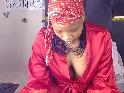 Snapshot of Divine_Beautyxx chatting on 25, 5, 2026 Divine Beautyxx online show from 25, 5, 2026