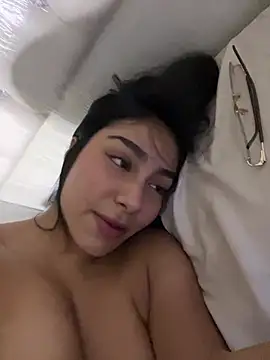 Snapshot of Linarodri chatting on 25, 6, 2026 Linarodri online show from 25, 6, 2026