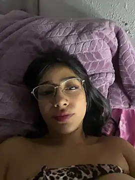Snapshot of Linarodri chatting on 15, 7, 2026 Linarodri online show from 15, 7, 2026