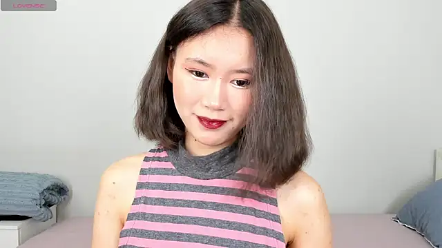 Snapshot of Kiraeko chatting on 15, 5, 2026 Kiraeko online show from 15, 5, 2026