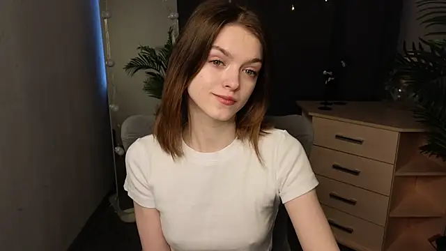  Molly Coy  online show from 1, 3, 2026