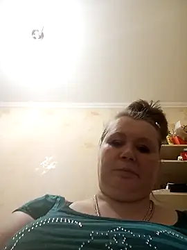 KiraStanton online show from 9, 3, 2026