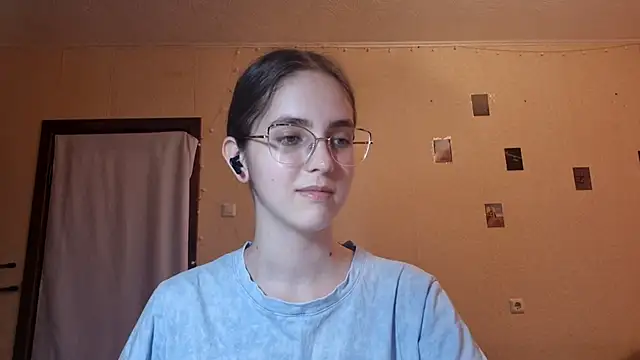 Snapshot of Katelemon chatting on 5, 7, 2026 Katelemon online show from 5, 7, 2026