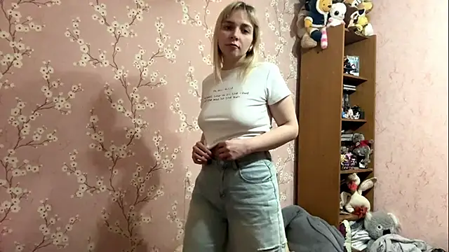 LiraDreamX online show from 26, 4, 2026