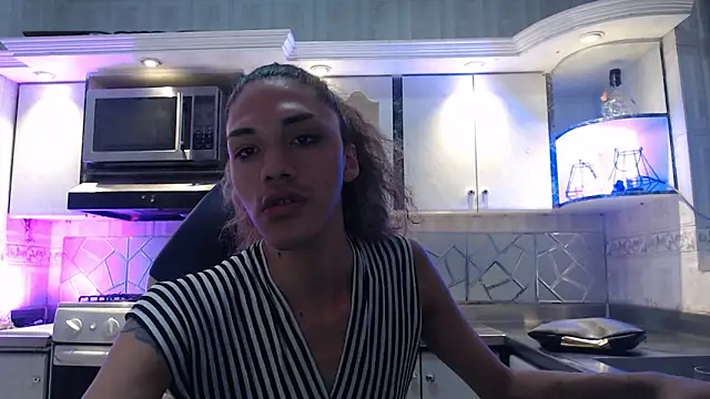 CrisOzzz online show from 10, 4, 2026