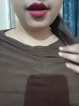 Snapshot of Shanaya-Hotty chatting on 7, 7, 2026 Shanaya-Hotty online show from 7, 7, 2026