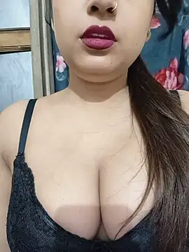 Snapshot of Shanaya-Hotty chatting on 24, 7, 2026 Shanaya-Hotty online show from 24, 7, 2026