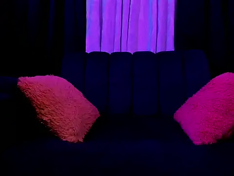 ginebrapurple online show from 15, 4, 2026