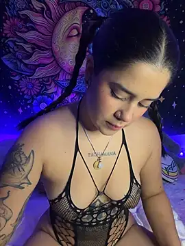 QueenNatt online show from 23, 2, 2026