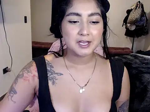 Snapshot of zakura_ania chatting on 24, 2, 2026 zakura ania online show from 24, 2, 2026